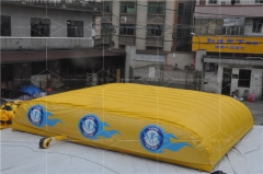 Extreme Sports Inflatable Foam Pit Jumping Rescue Air Bag Jump Air Cushion