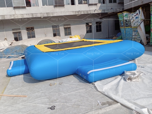 Customized PVC Inflatable Water Trampolines Summer Jump Floated Trampoline for Outdoor Water Game